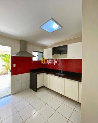 Casa de Condomínio Para Alugar com 3 quartos sendo 1 suítes no Riviera Dei Fiore