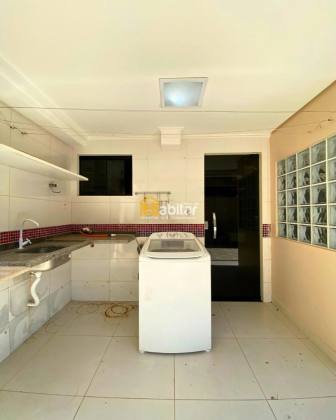 Casa de Condomínio Para Alugar com 3 quartos sendo 1 suítes no Riviera Dei Fiore