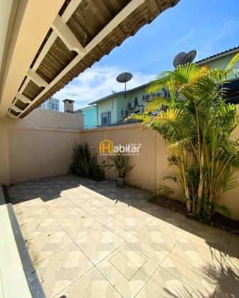 Casa de Condomínio Para Alugar com 3 quartos sendo 1 suítes no Riviera Dei Fiore