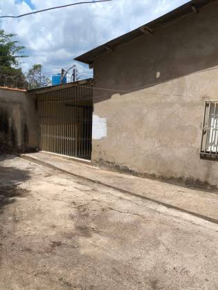 Casa Para Vender com 2 quartos no bairro Mocinha Magalhães em Rio Branco - PRONTA PRA FINANCIAR