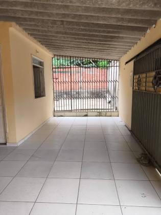 Casa Para Vender com 2 quartos no bairro Mocinha Magalhães em Rio Branco - PRONTA PRA FINANCIAR