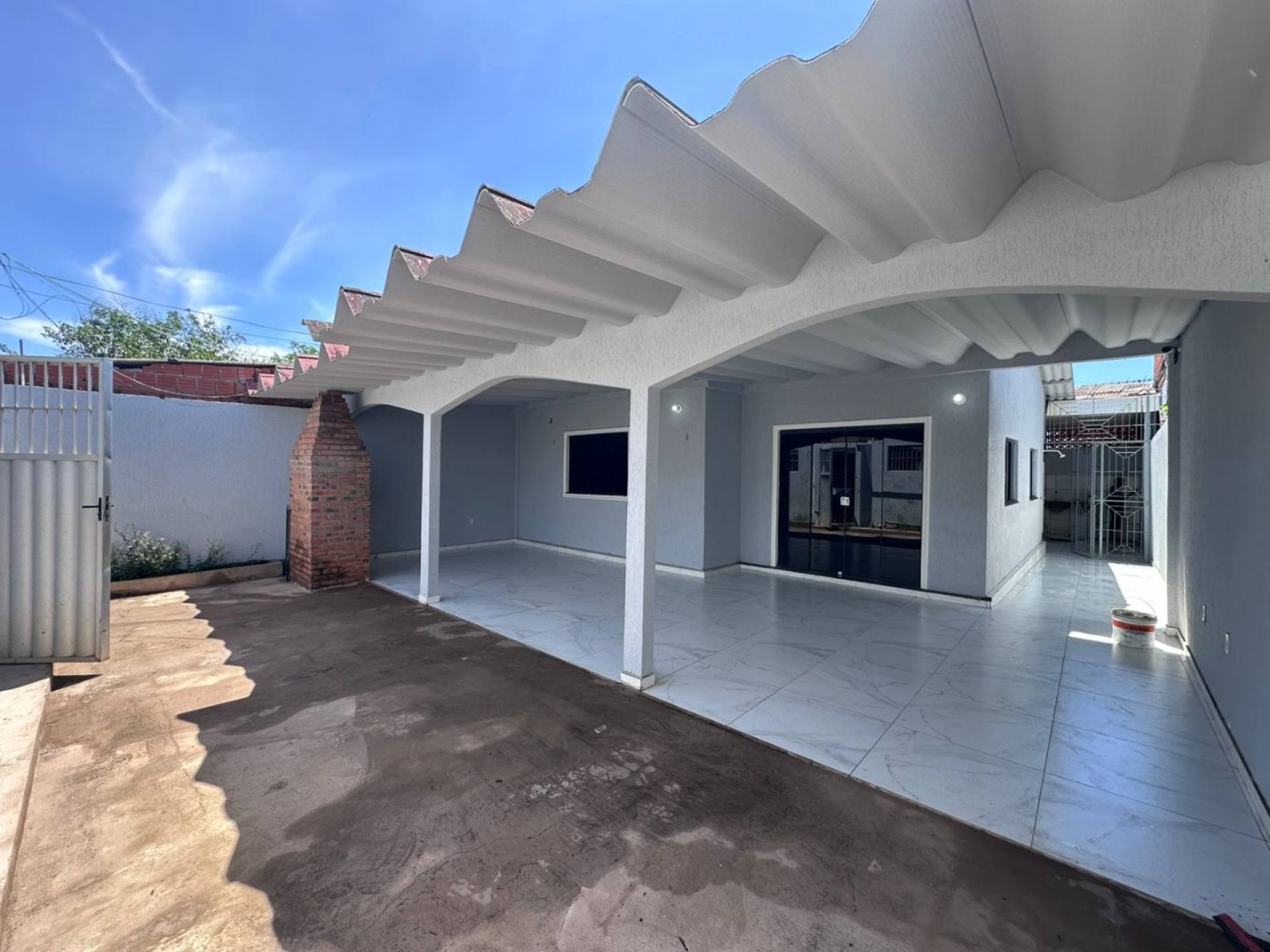 Casa Para Vender com 3 quartos sendo 2 suítes no bairro Conjunto Esperança em Rio Branco