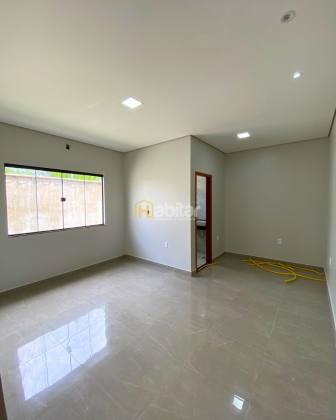 Casa Para Vender com 3 quartos sendo 1 suítes no bairro Floresta Sul, Proximo ao Via Verde Shopping em Rio Branco