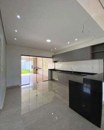 Casa Para Vender com 3 quartos sendo 1 suítes no bairro Floresta Sul, Proximo ao Via Verde Shopping em Rio Branco