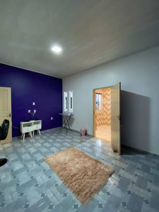 Casa Para Alugar com 4 quartos sendo 2 suítes no bairro São Francisco em Rio Branco