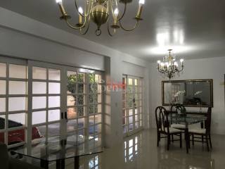 AMPLA CASA A VENDA EM JURERÊ INTERNACIONAL - FLORIANÓPOLIS/SC