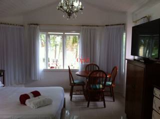 AMPLA CASA A VENDA EM JURERÊ INTERNACIONAL - FLORIANÓPOLIS/SC