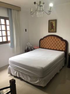 AMPLA CASA A VENDA EM JURERÊ INTERNACIONAL - FLORIANÓPOLIS/SC