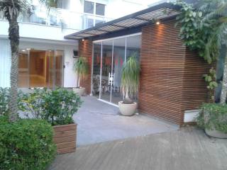 APARTAMENTO DUPLEX Á VENDA EM JURERÊ