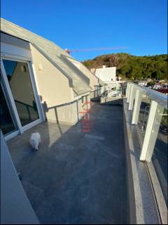 APARTAMENTO DUPLEX Á VENDA EM JURERÊ