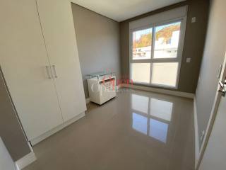 APARTAMENTO DUPLEX Á VENDA EM JURERÊ