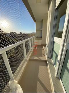 APARTAMENTO DUPLEX Á VENDA EM JURERÊ