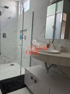 CASA COM 4 SUÍTES  A VENDA EM JURERÊ - FLORIANÓPOLIS/SC