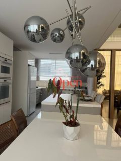 CASA COM 4 SUÍTES  A VENDA EM JURERÊ - FLORIANÓPOLIS/SC