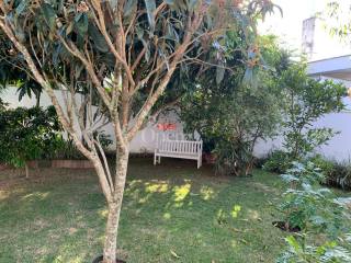 CASA 4 QUARTOS EM JURERE INTERNACIONAL-FLORIANÓPOLIS/SC