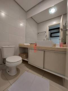 APARTAMENTO CHARMOSO À VENDA EM BECO DOS MILIONÁRIOS-FLORIANÓPOLIS/SC