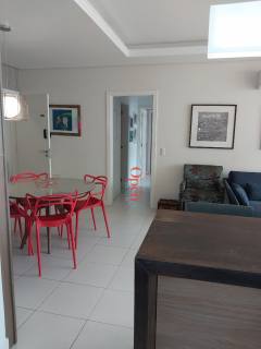APARTAMENTO CHARMOSO À VENDA EM BECO DOS MILIONÁRIOS-FLORIANÓPOLIS/SC