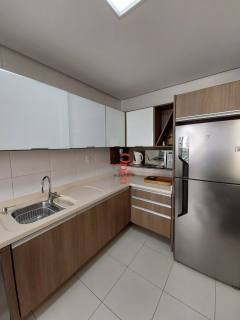 APARTAMENTO CHARMOSO À VENDA EM BECO DOS MILIONÁRIOS-FLORIANÓPOLIS/SC