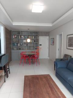 APARTAMENTO CHARMOSO À VENDA EM BECO DOS MILIONÁRIOS-FLORIANÓPOLIS/SC