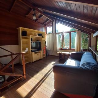 CASA À 100METROS DA PRAIA DE JURERÊ INTERNACIONAL