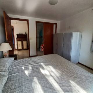 CASA À 100METROS DA PRAIA DE JURERÊ INTERNACIONAL