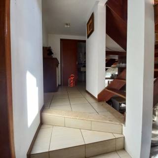 CASA À 100METROS DA PRAIA DE JURERÊ INTERNACIONAL