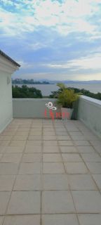 CASA PÉ NO MAR VISTA MAR E PÔR DO SOL EM JOÃO PAULO - FLORIANÓPOLIS/SC