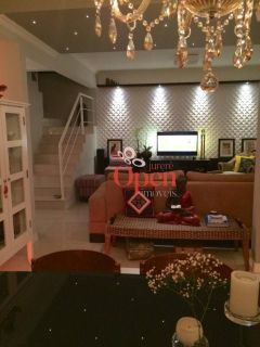 CASA GEMINADA A VENDA EM JURERÊ - FLORIANÓPOLIS/SC