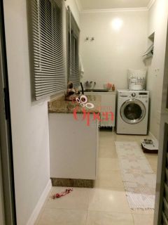 CASA GEMINADA A VENDA EM JURERÊ - FLORIANÓPOLIS/SC