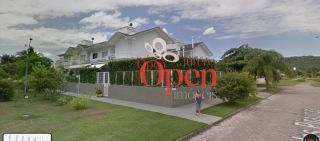 CASA GEMINADA A VENDA EM JURERÊ - FLORIANÓPOLIS/SC