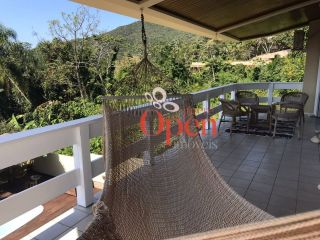 CASA VISTA MAR NA PRAIA BRAVA-FLORIANÓPOLIS/SC