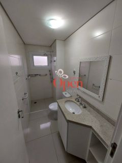 OPORTUNIDADE DE COBERTURA À VENDA EM JURERÊ - FLORIAÓPOLIS/SC