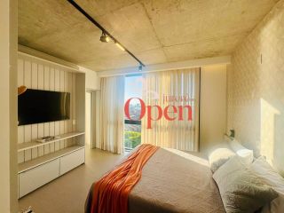 Apartamento Sofisticado a 220m do Mar em Jurerê. Conforto, Estilo e Funcionalidade em um Só Lugar