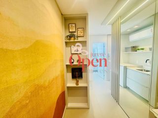 Apartamento Sofisticado a 220m do Mar em Jurerê. Conforto, Estilo e Funcionalidade em um Só Lugar