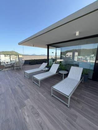 APARTAMENTO TRÊS SUÍTES NOVO EM JURERÊ - FLORIANÓPOLIS/SC