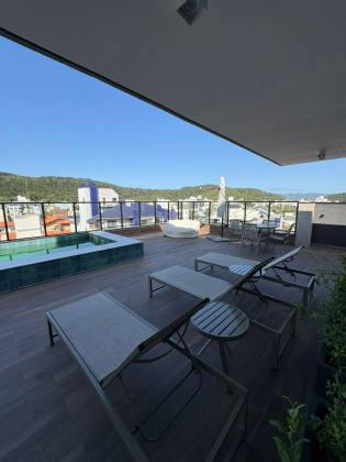 APARTAMENTO TRÊS SUÍTES NOVO EM JURERÊ - FLORIANÓPOLIS/SC