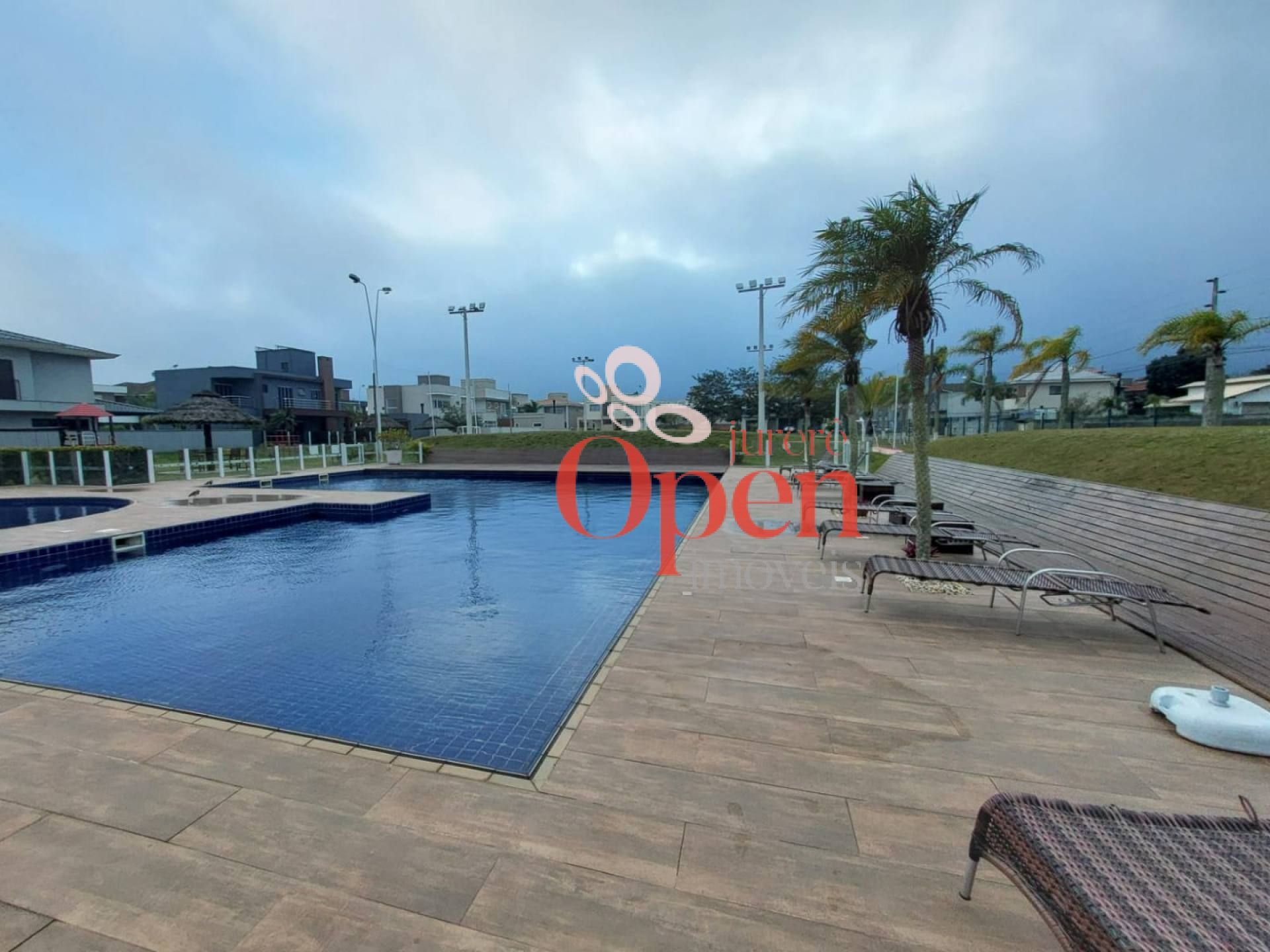 CASA EM CONDOMÍNIO PARA ALUGUEL ANUAL - SÃO JOÃO DO RIO VERMELHO - FLORIANÓPOLIS/SC