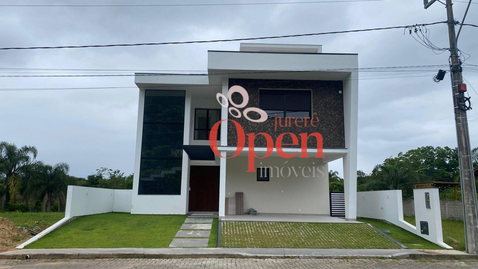 CASA EM CONDOMÍNIO COM 3 SUÍTES À VENDA - LAMIM - FLORIANÓPOLIS/SC