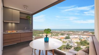 Cyano Residence