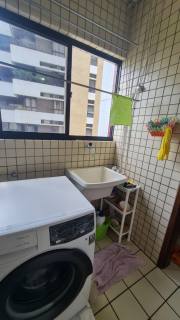 Excelente apartamento para vender com 3 quartos sendo duas suítes no coração do Espinheiro
