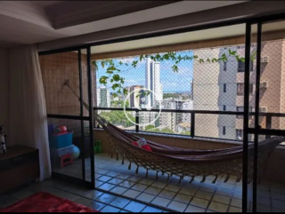 Excelente apartamento para vender com 03 quartos no coração do Espinheiro