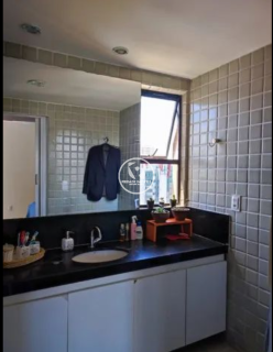 Excelente apartamento para vender com 03 quartos no coração do Espinheiro