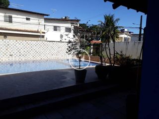 Casa para vender em Piedade: com 370m ² e com 5 Quartos, Piscina, Churrasqueira e Energia Solar