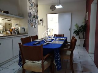 Casa para vender com 12 quartos, sendo 7 suítes, com 408m² no bairro Piedade