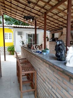 Casa para vender com 12 quartos, sendo 7 suítes, com 408m² no bairro Piedade