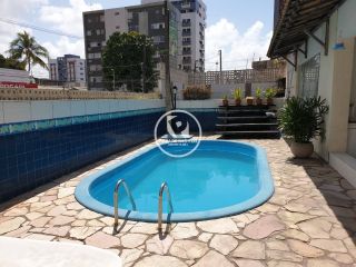 Casa para vender com 12 quartos, sendo 7 suítes, com 408m² no bairro Piedade