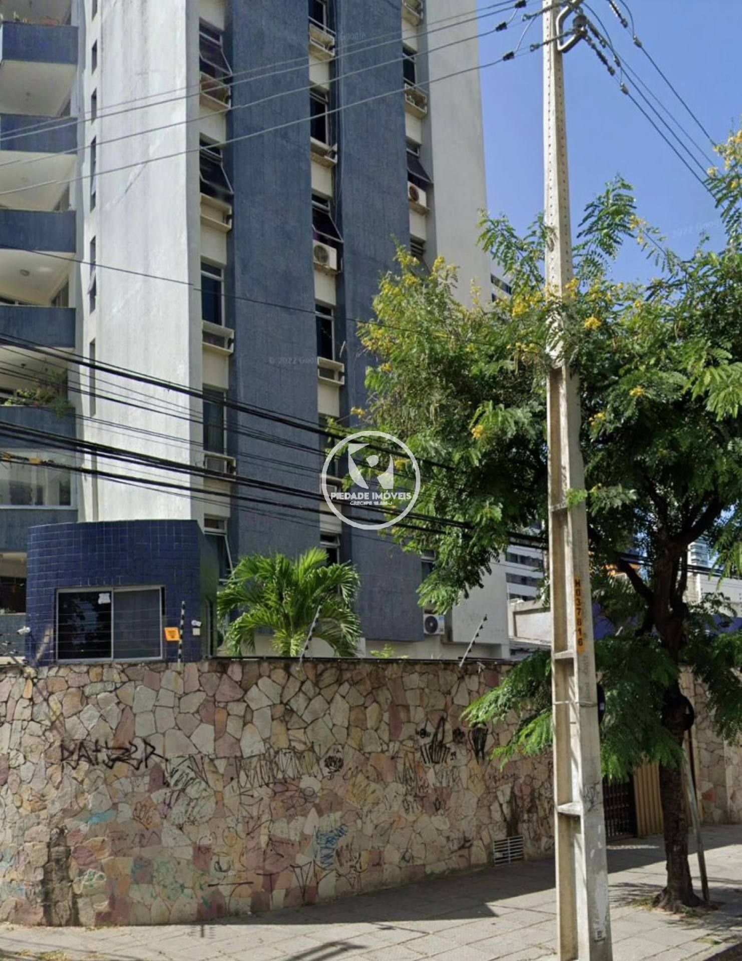 Apartamento com 100 m² para vender com 3 quartos 1 suítes no bairro Boa Viagem em Recife