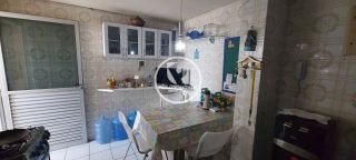 Apartamento com 219m² Para Vender com 4 quartos sendo 1 suítes no bairro Candeias em Jaboatão Dos Guararapes