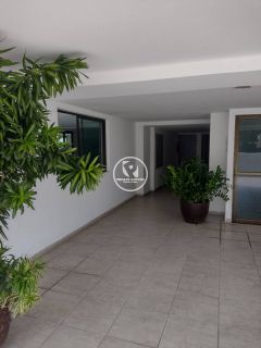 Excelente apartamento para vender, em uma das melhores áreas do Recife, apartamento com 04 quartos, varanda e sala para dois ambientes.