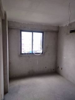 Excelente apartamento para vender, em uma das melhores áreas do Recife, apartamento com 04 quartos, varanda e sala para dois ambientes.